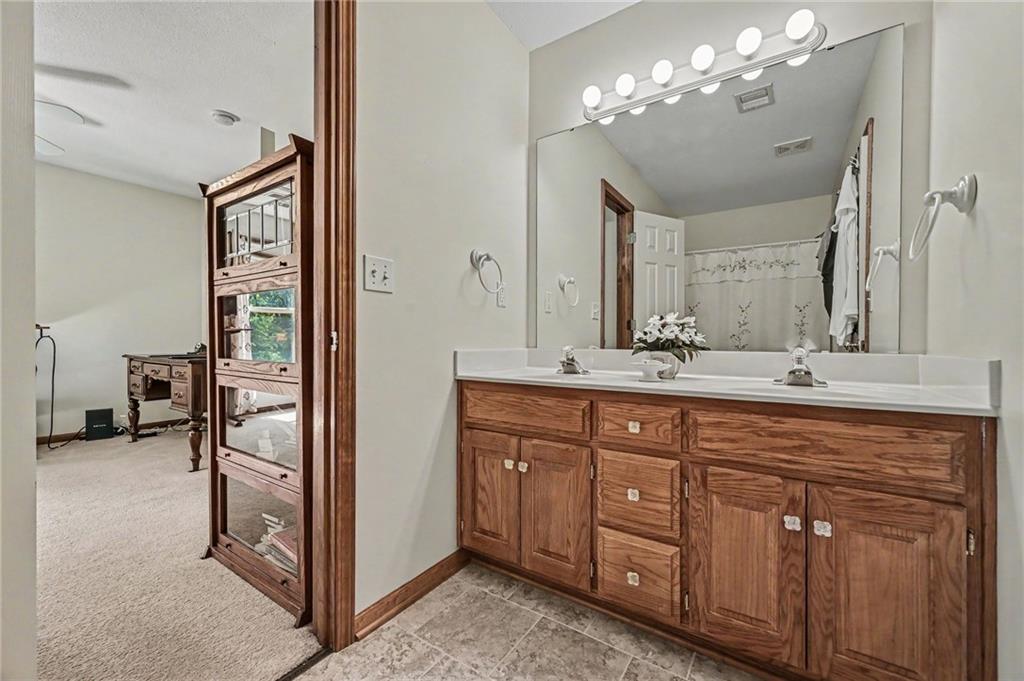 508 Ne Hans Drive Property Photo 24