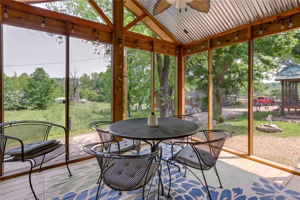 29194 Serene Avenue Property Photo 6