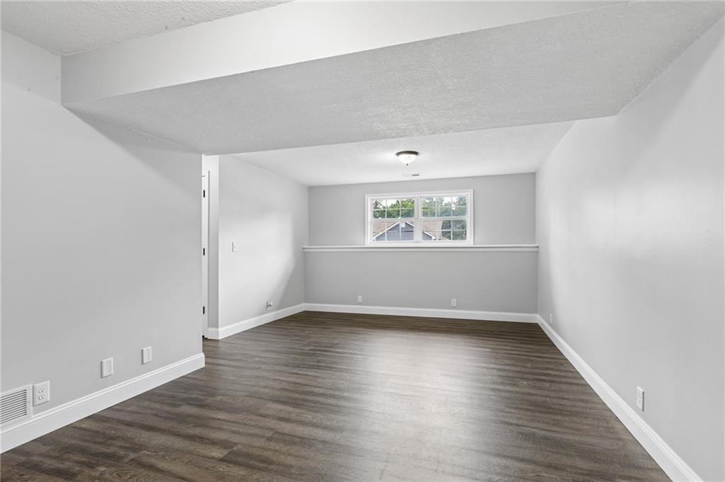 808 Pine Crest Avenue Property Photo 26