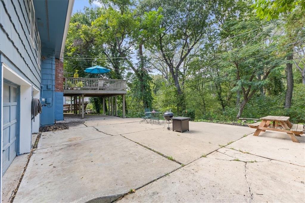 1308 E 97 Terrace Property Photo 26