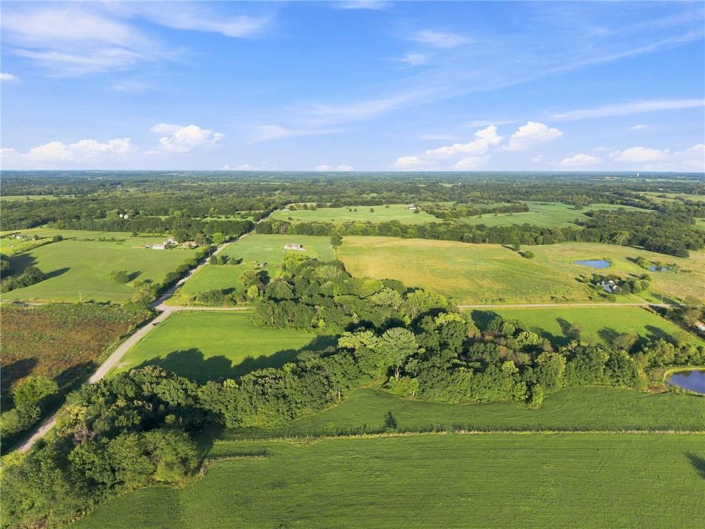 Se Tri County Line Road Property Photo 4
