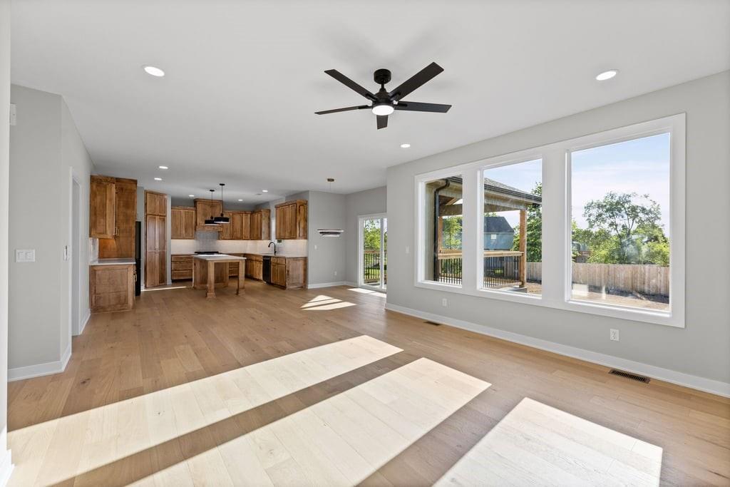 16561 W 165th Place Property Photo 15