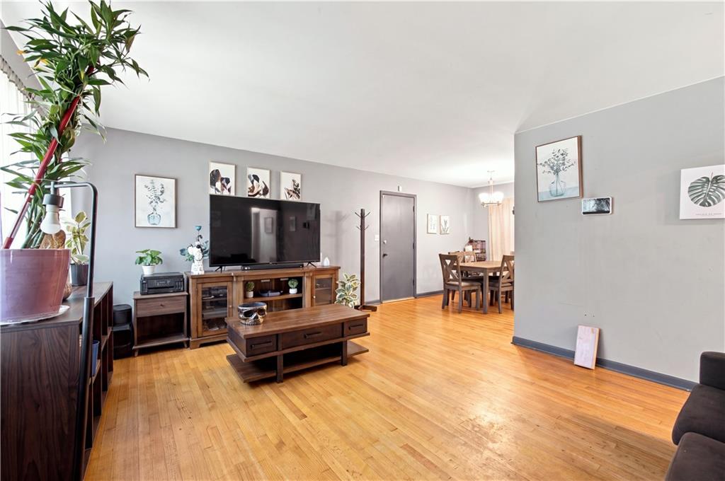 11403 Jackson Avenue Property Photo 4