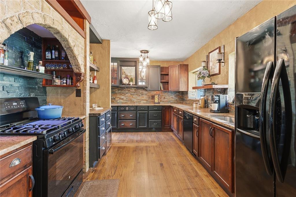 5812 Elm Avenue Property Photo 1