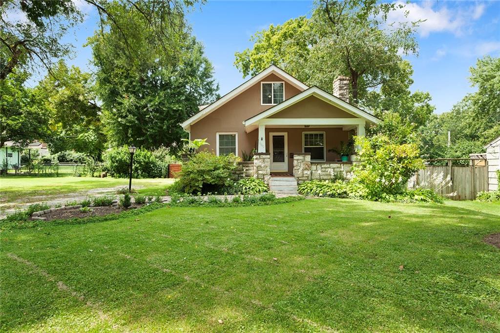 5812 Elm Avenue Property Photo 2