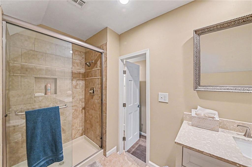 3901 W 121st Terrace Property Photo 39