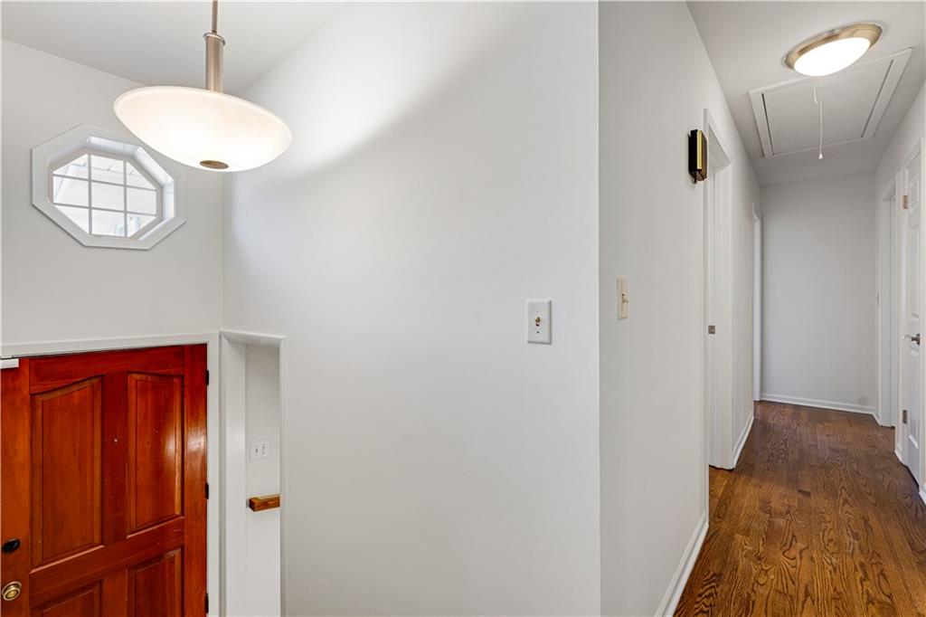 5902 Noland Road Property Photo 24