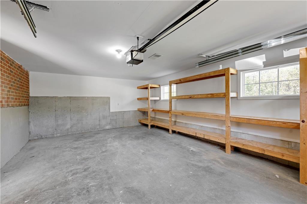5902 Noland Road Property Photo 31