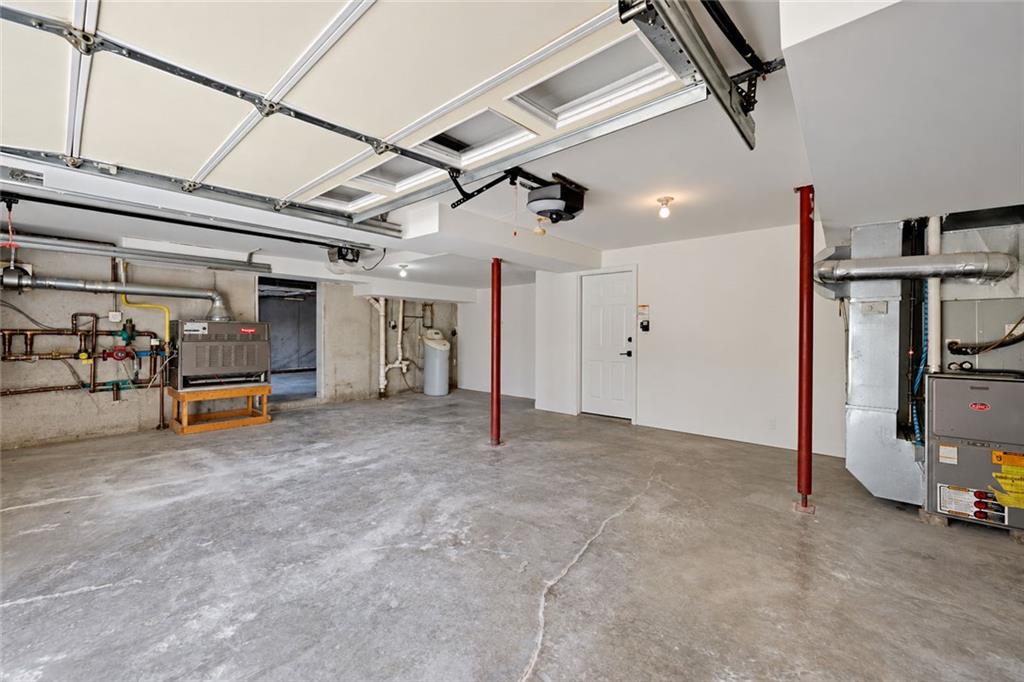 5902 Noland Road Property Photo 33
