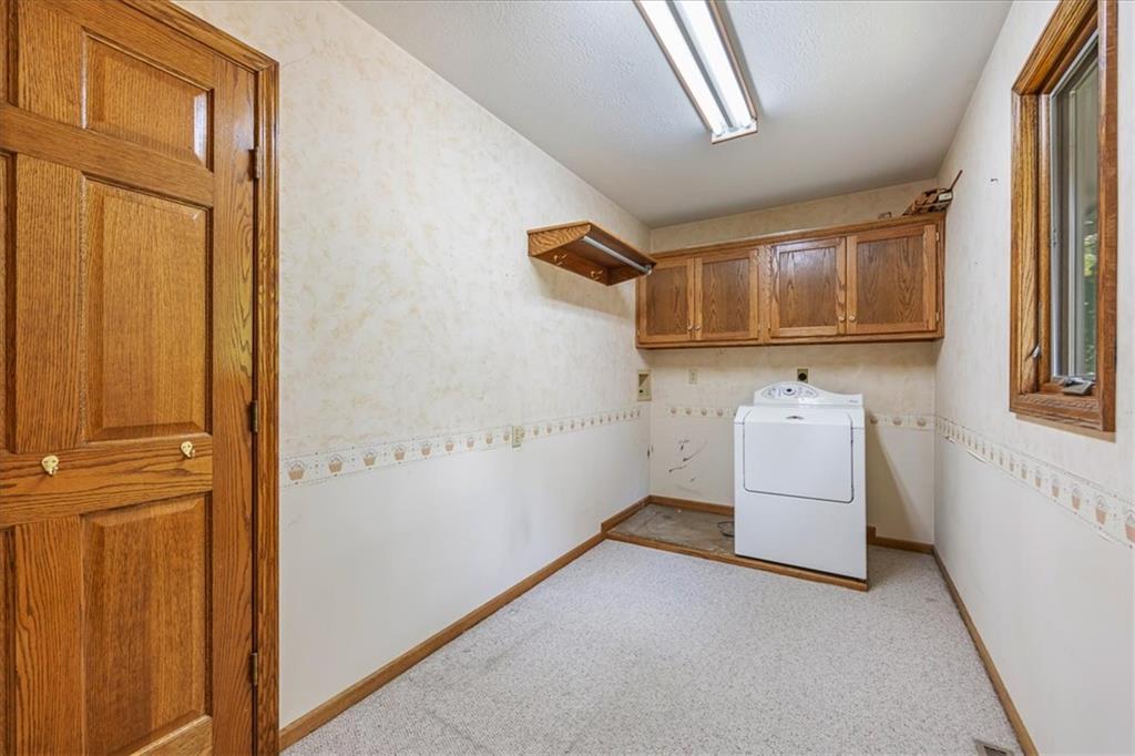 413 N Park Drive Property Photo 12