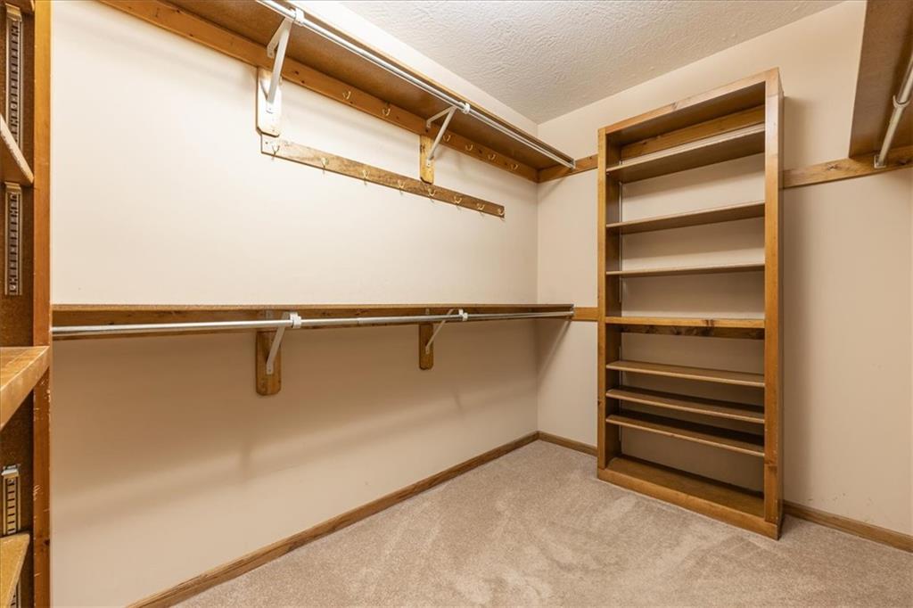 413 N Park Drive Property Photo 19