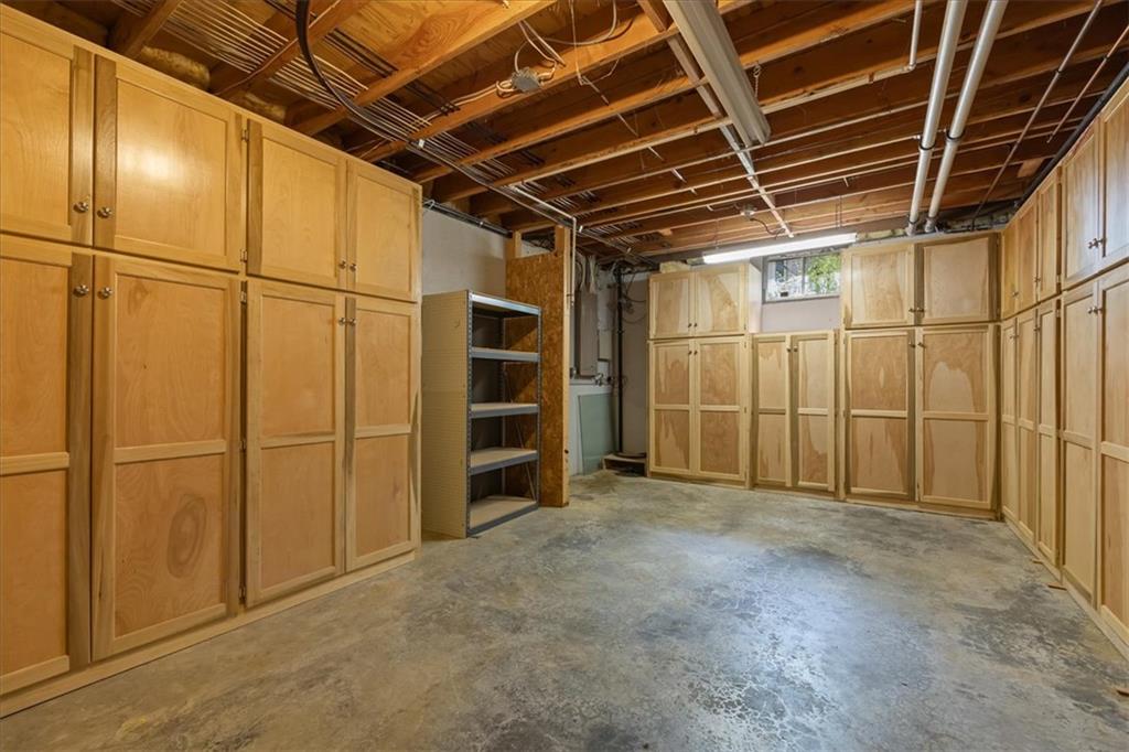 413 N Park Drive Property Photo 28