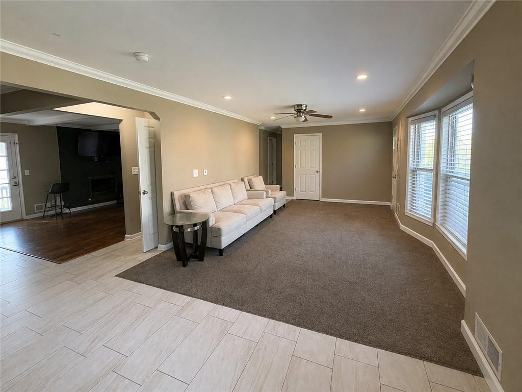 7504 Overton Avenue Property Photo 7