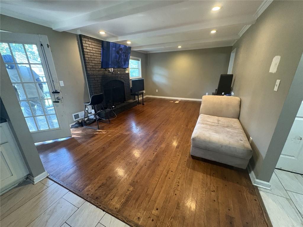 7504 Overton Avenue Property Photo 11