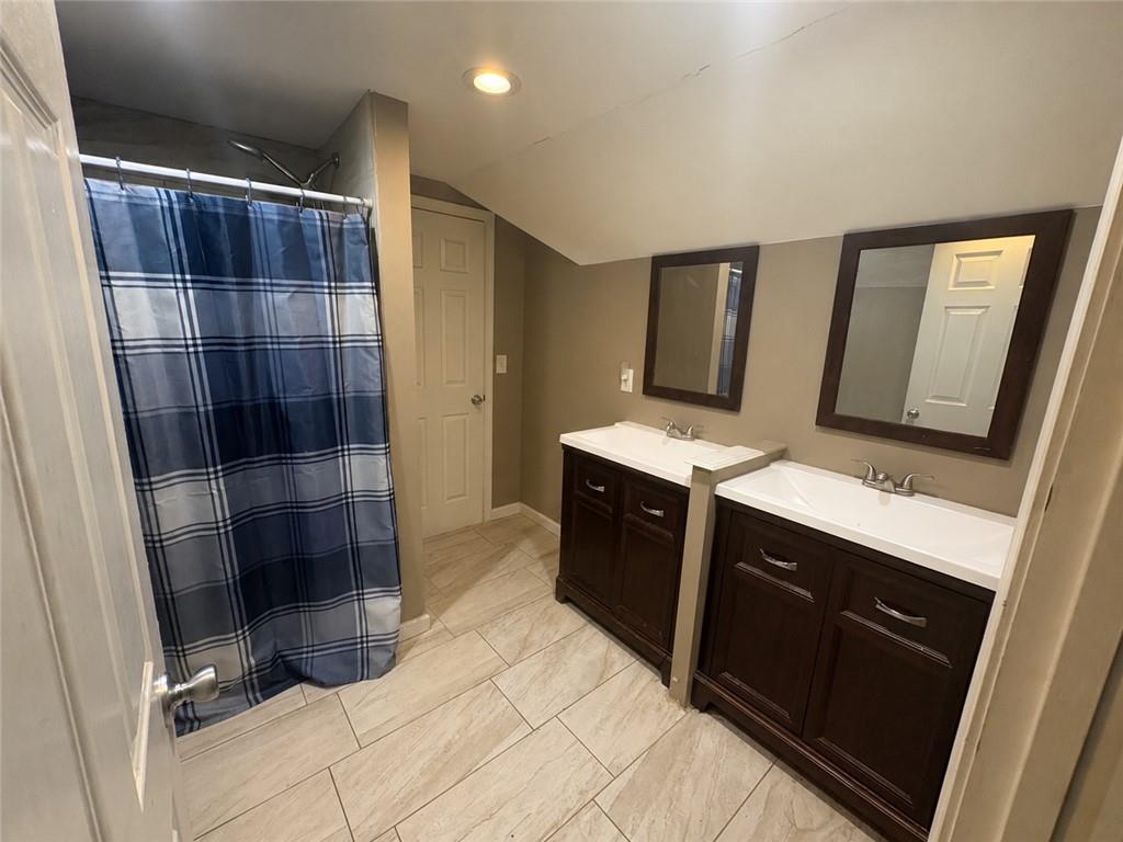 7504 Overton Avenue Property Photo 17