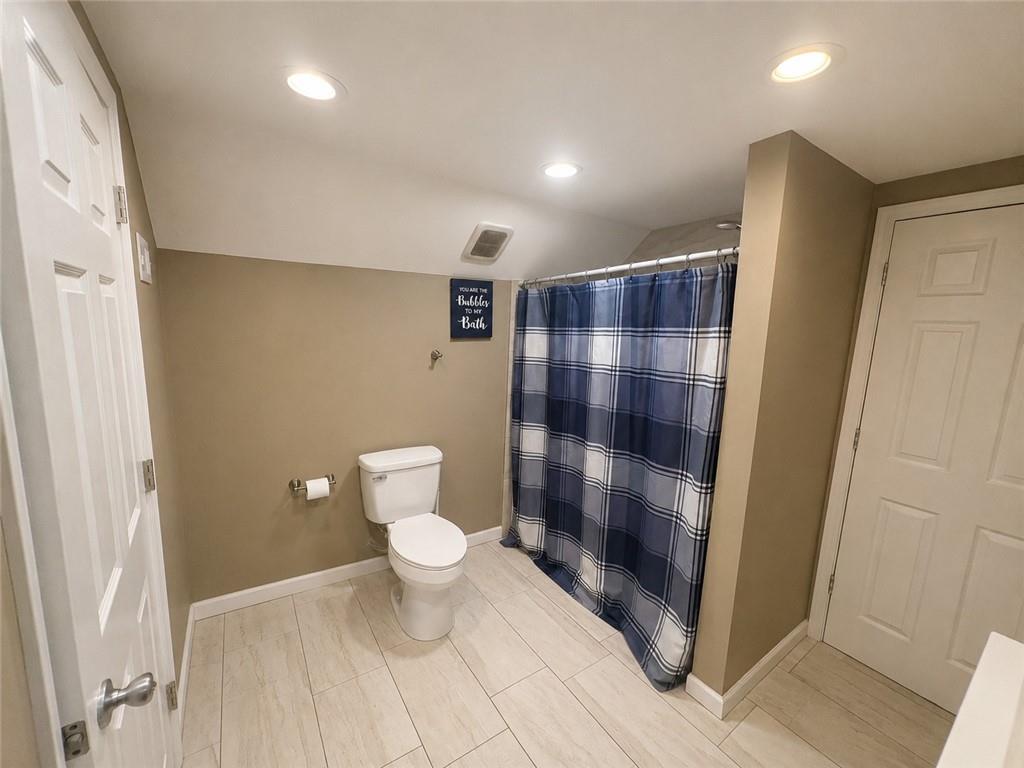 7504 Overton Avenue Property Photo 18