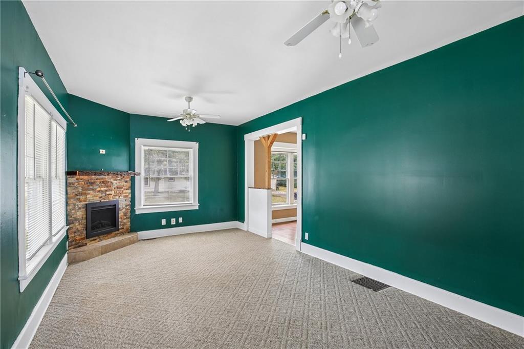 748 S Poplar Street Property Photo 15