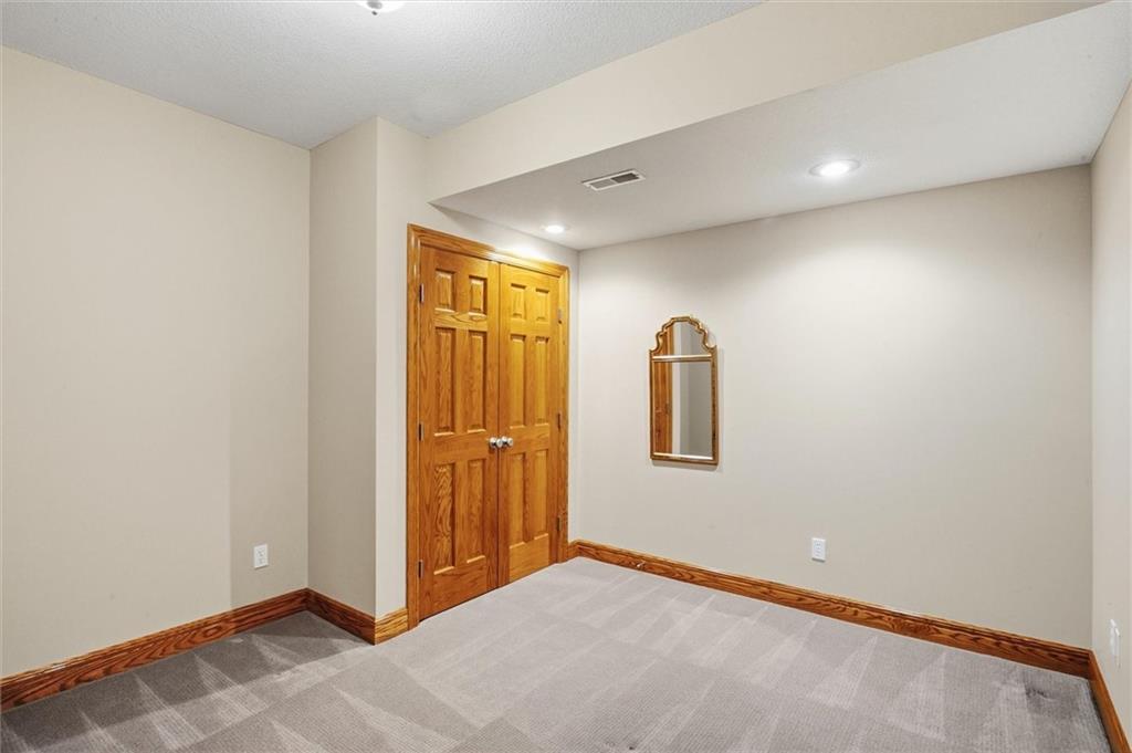 11706 Riverview Road Property Photo 32