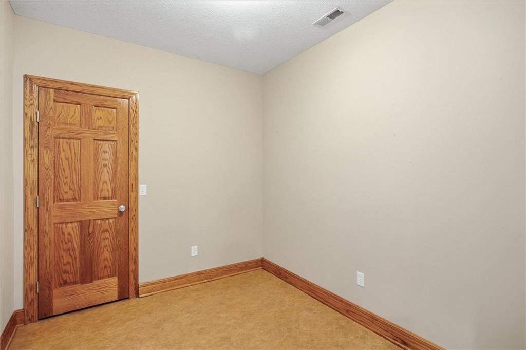 11706 Riverview Road Property Photo 33