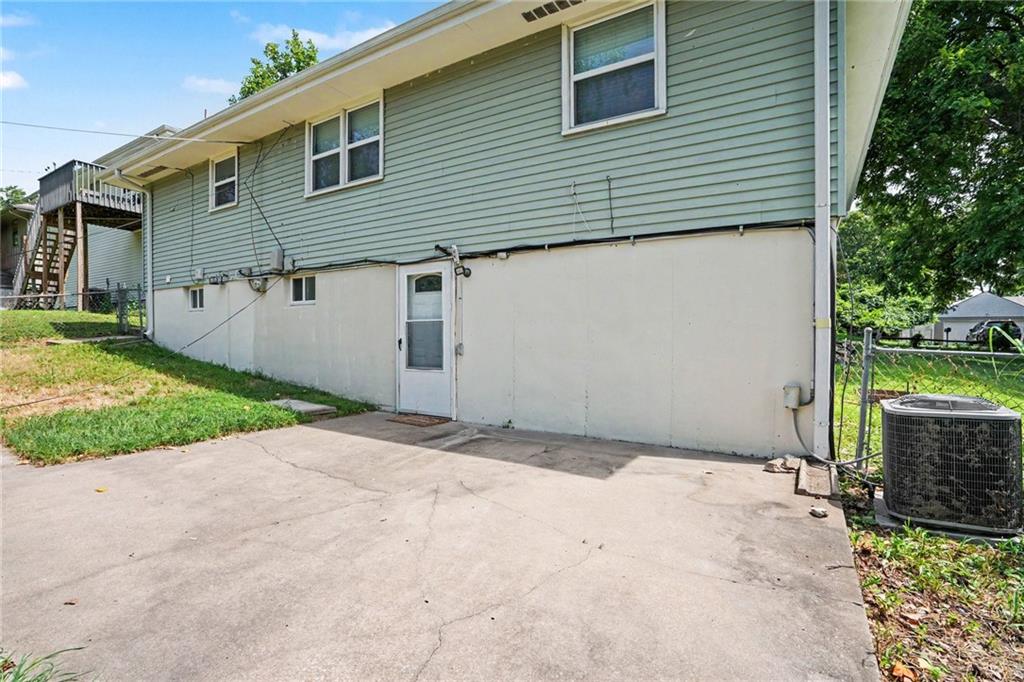 3608 N Euclid Avenue Property Photo 14