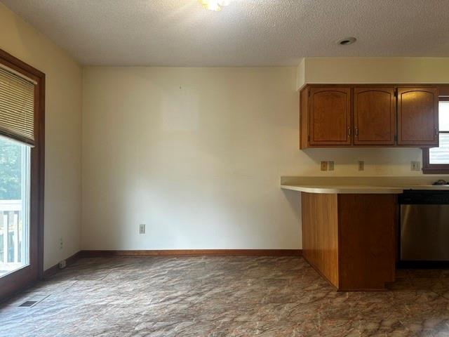 1000 6th Avenue Property Photo 11