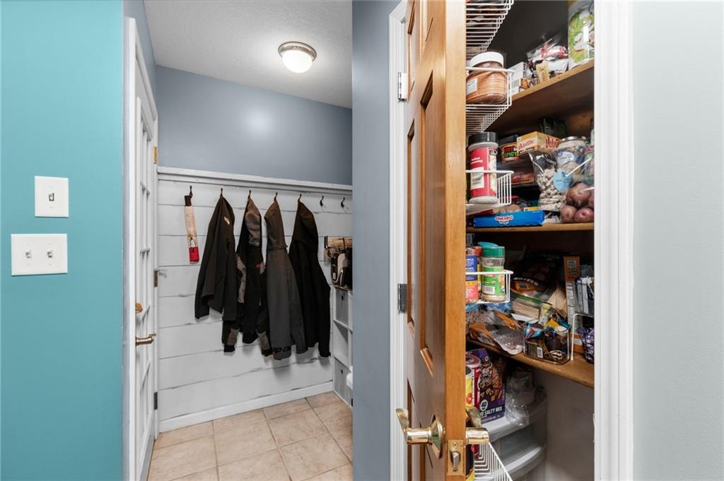 903 N Chestnut Street Property Photo 11