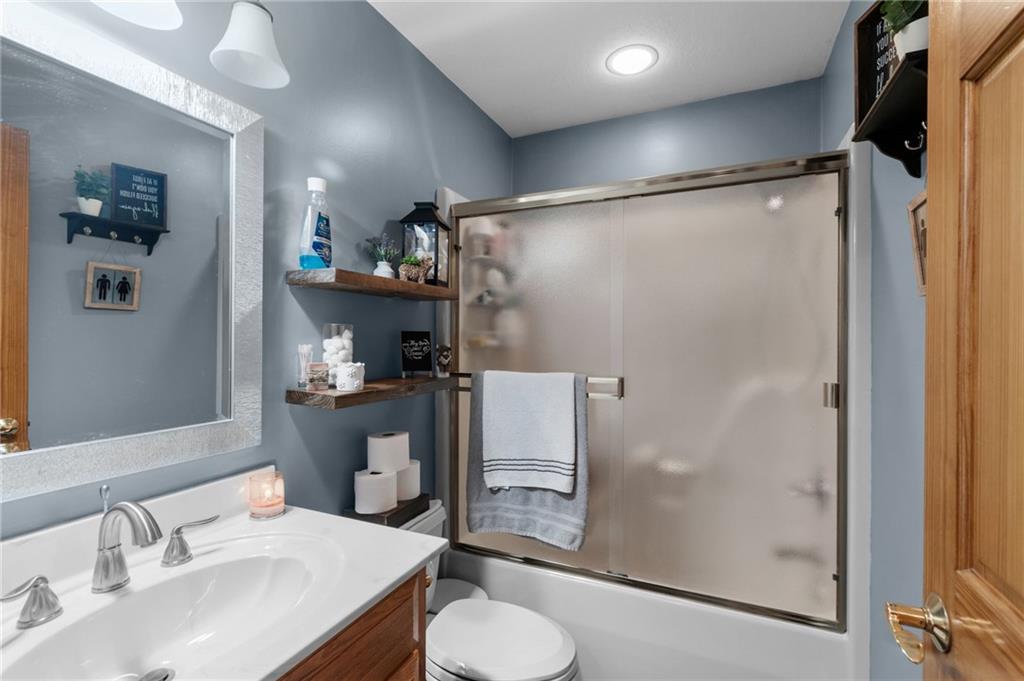 903 N Chestnut Street Property Photo 14