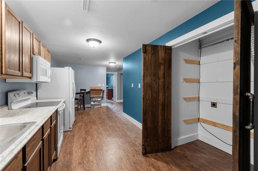 903 N Chestnut Street Property Photo 22