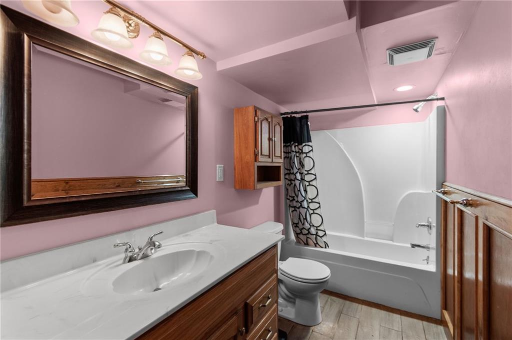 903 N Chestnut Street Property Photo 26