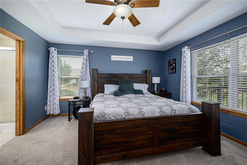 10037 Greenview Drive Property Photo 10