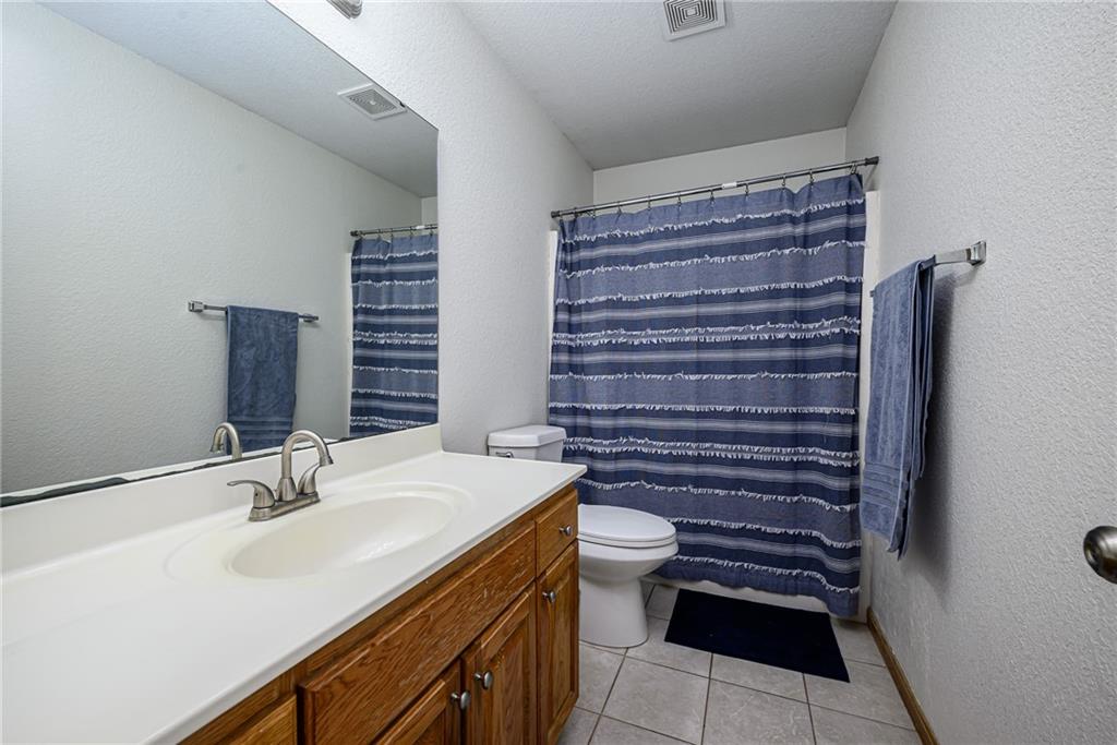 10037 Greenview Drive Property Photo 14