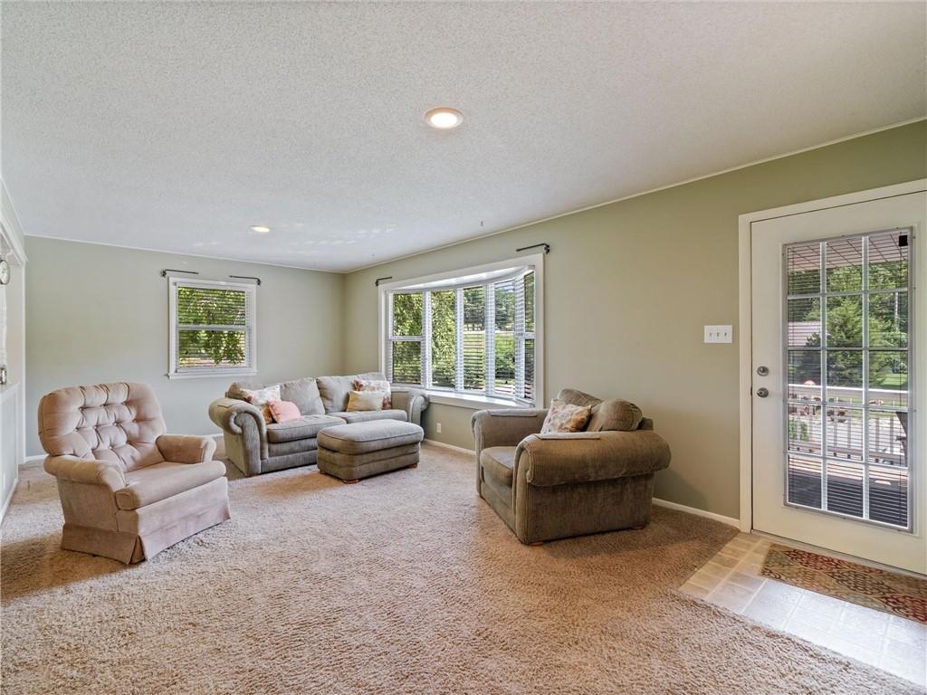 2204 Strader Terrace Property Photo 3