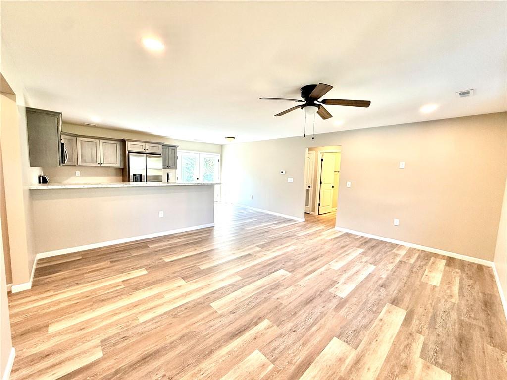 1826 Clay Street Property Photo 2