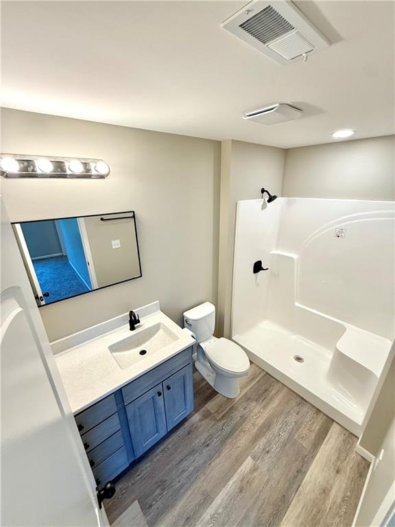 1826 Clay Street Property Photo 8