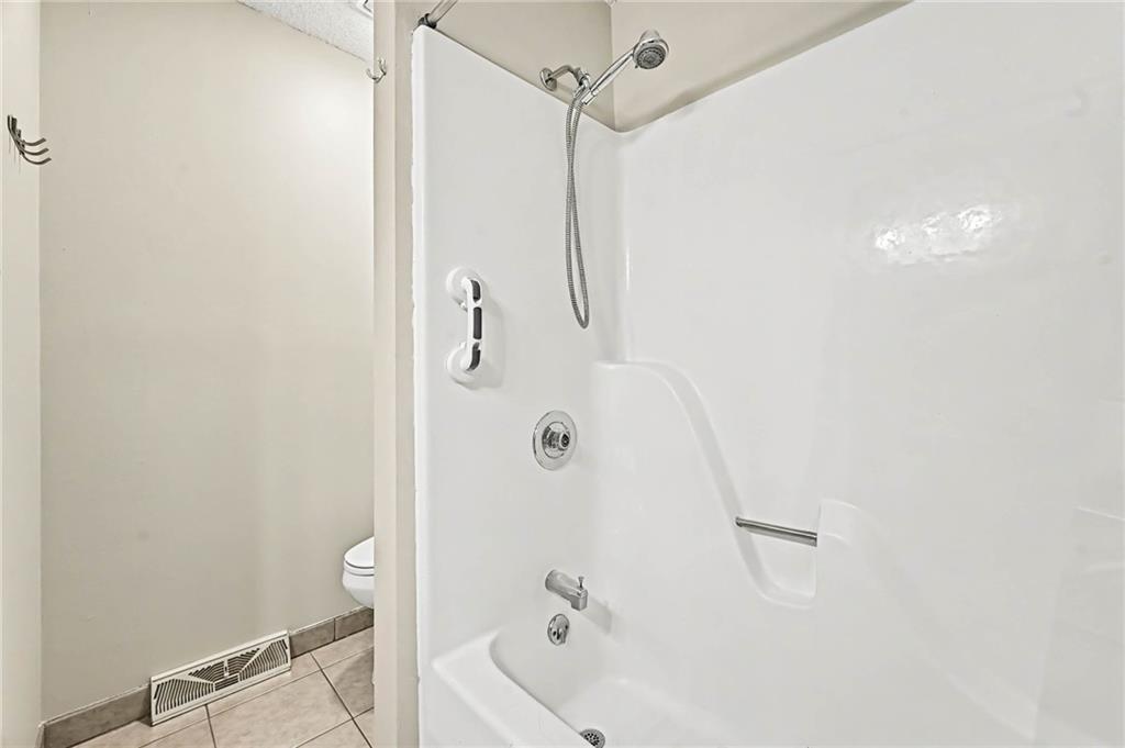 521 Karapat Drive Property Photo 15