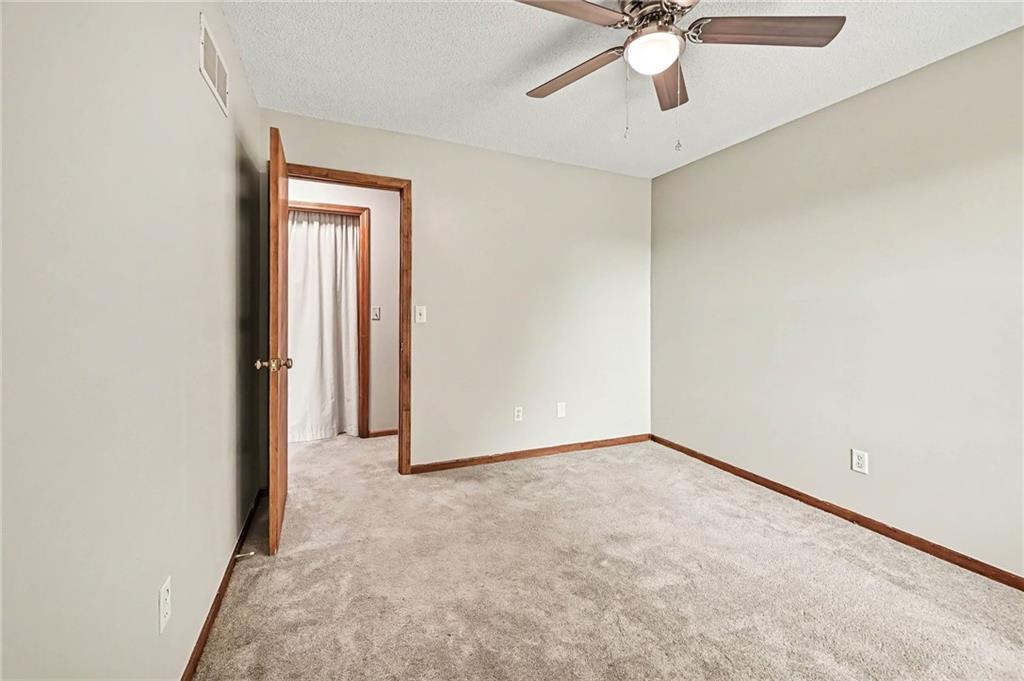521 Karapat Drive Property Photo 18