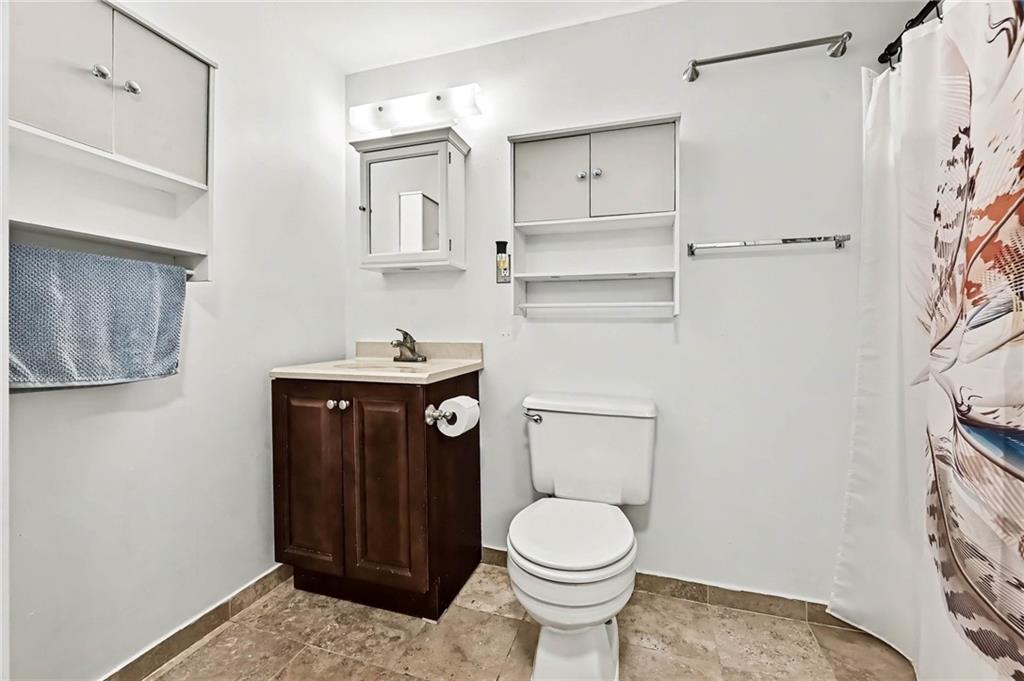 521 Karapat Drive Property Photo 27