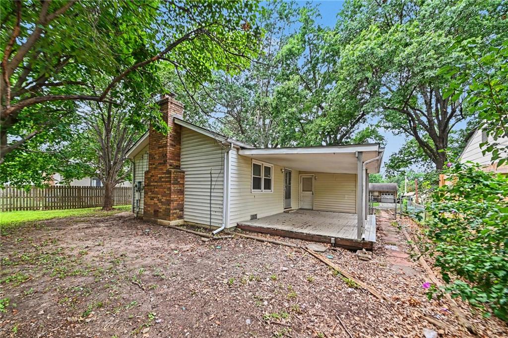 3507 S Osage Street Property Photo 3
