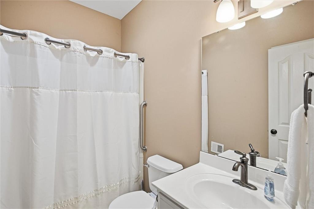 18299 W 155th Terrace Property Photo 19