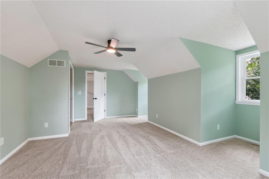 1109 Nw Forest Drive Property Photo 28
