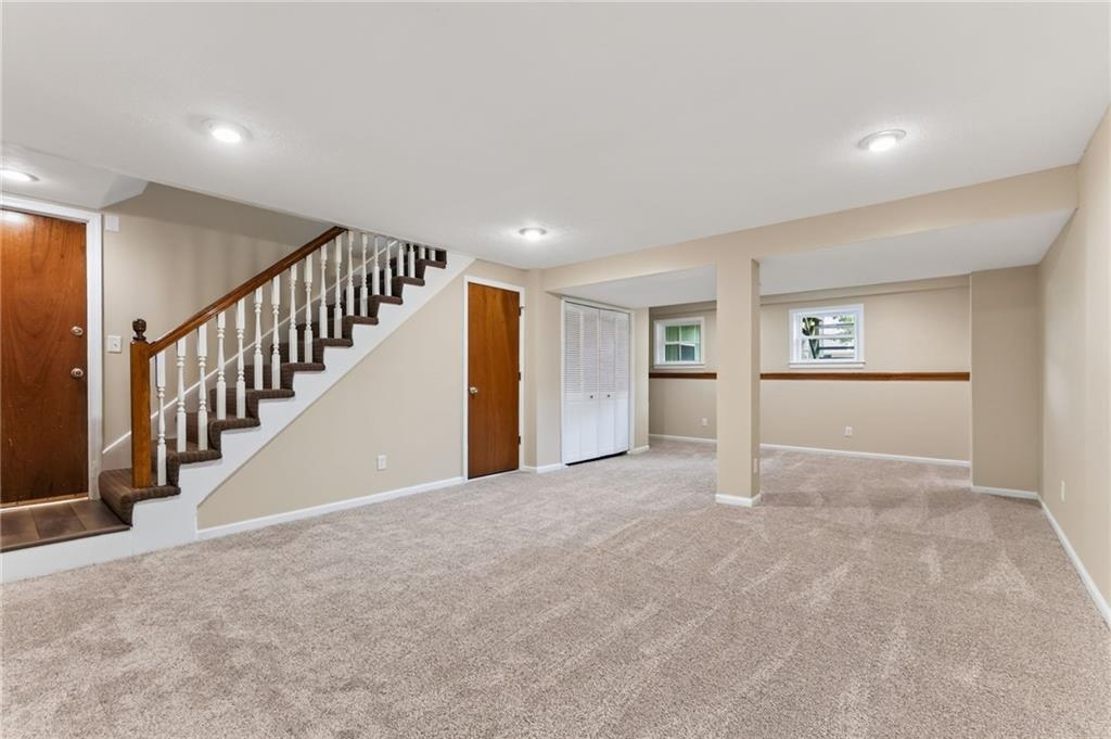 1109 Nw Forest Drive Property Photo 34