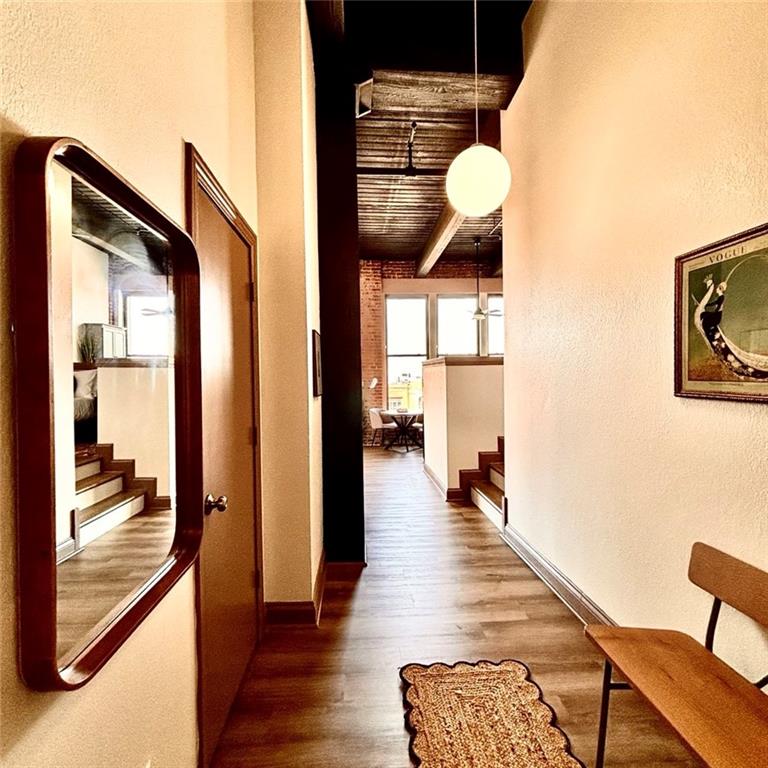 308 W 8th Street Property Photo 25