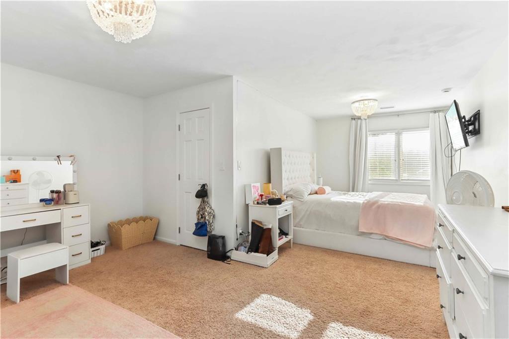 11848 W 144th Place Property Photo 25
