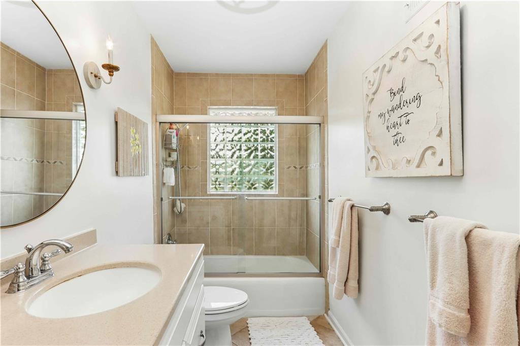 11848 W 144th Place Property Photo 28