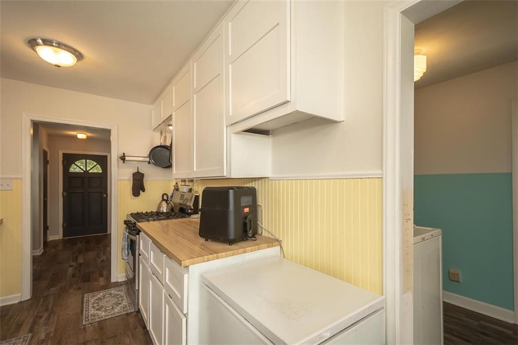 916 S Maple Street Property Photo 8