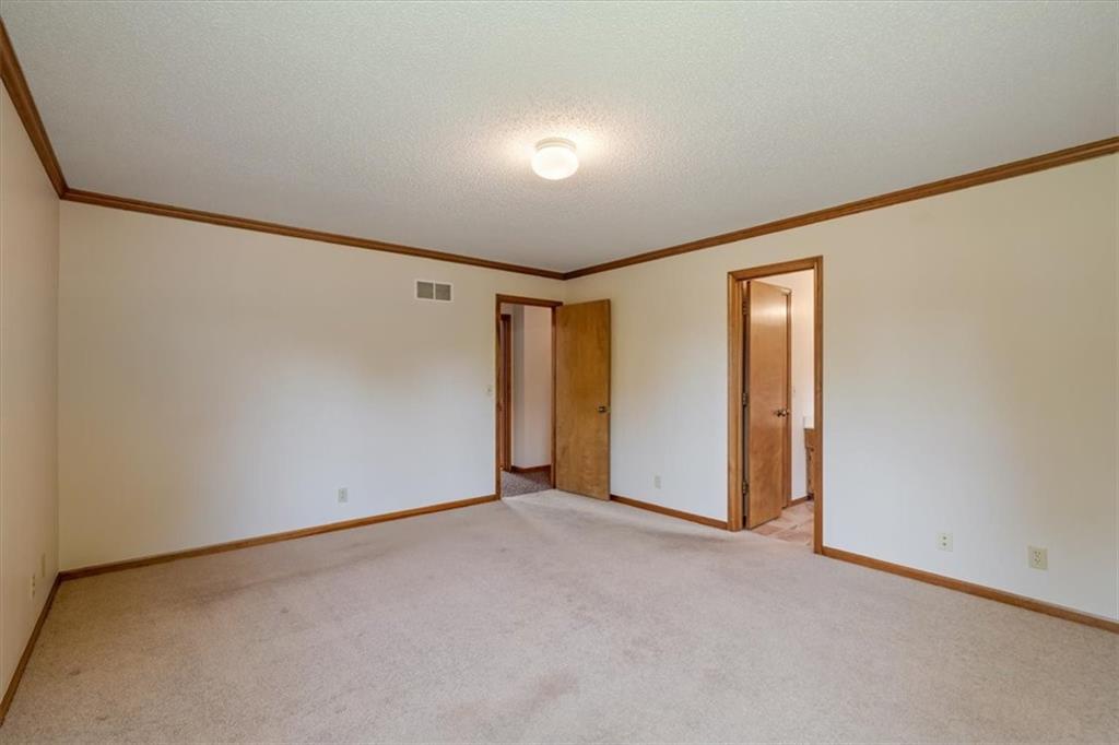 6144 W 157th Terrace Property Photo 18
