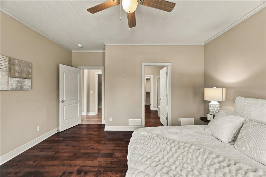 14325 Manor Court Property Photo 14
