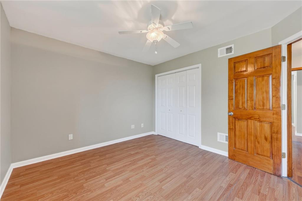 1910 600th Road Property Photo 36
