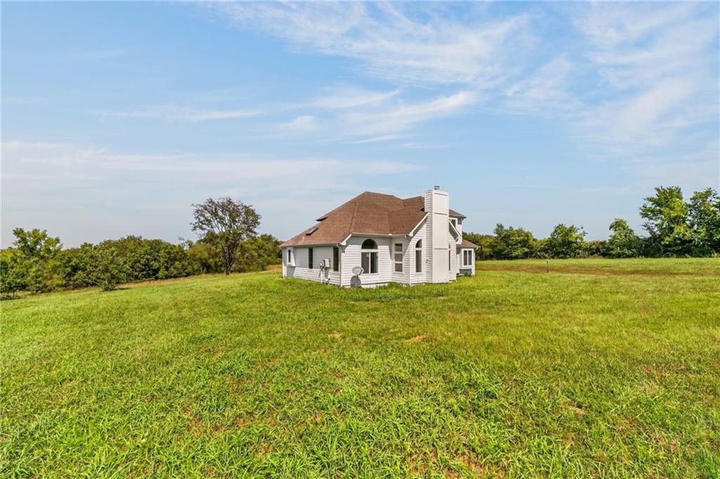 1910 600th Road Property Photo 37