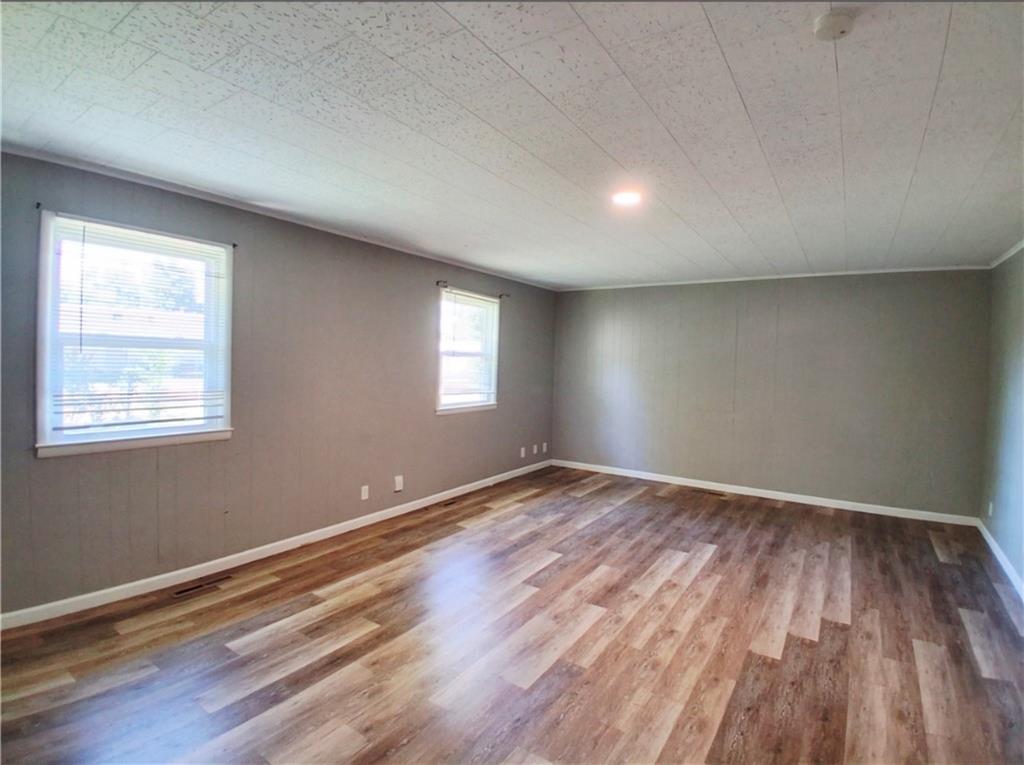 419 W 5th Street Property Photo 17